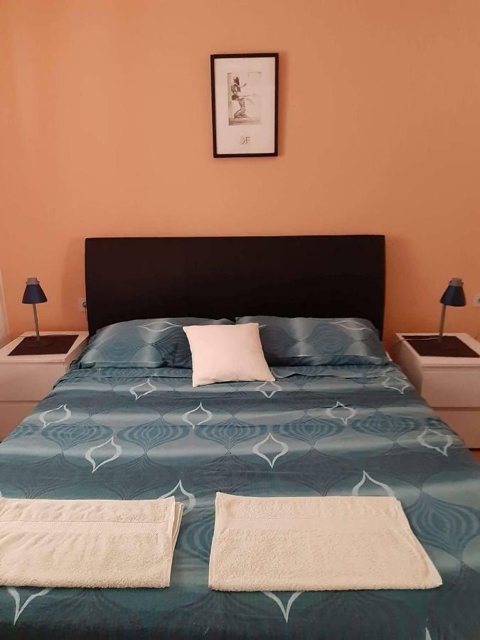 Apartman Lucija Трогир Экстерьер фото