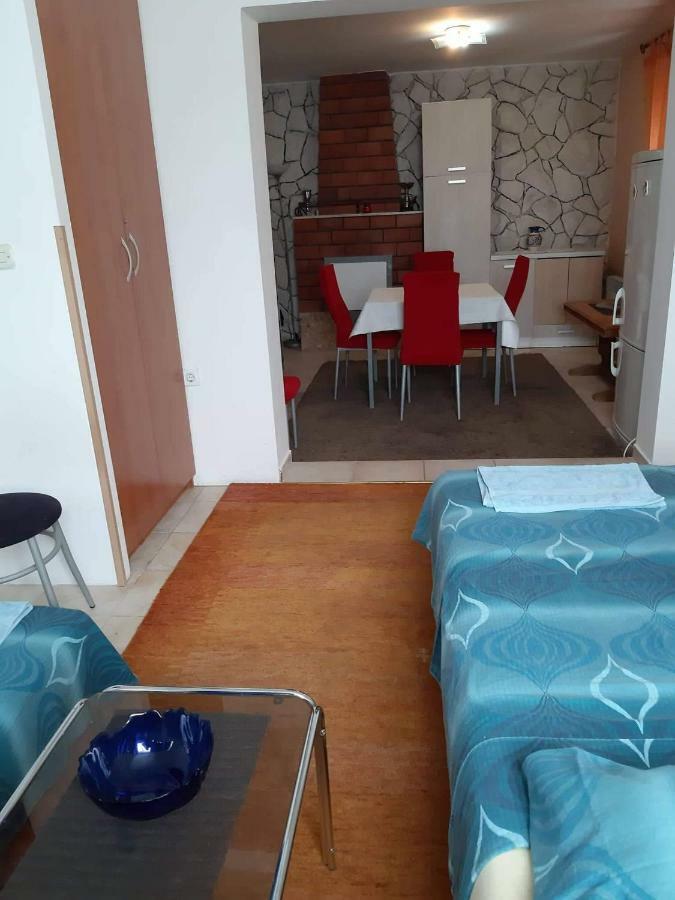 Apartman Lucija Трогир Экстерьер фото